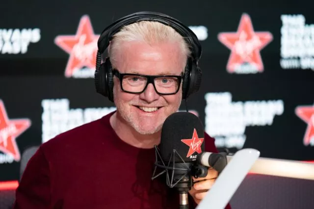Chris-Evans-in-his-new-studio-at-Virgin-Radio-5
